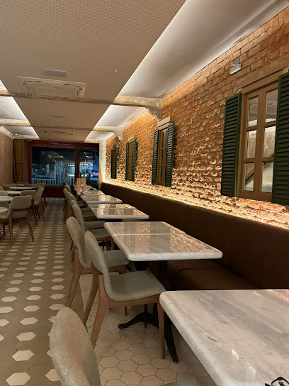 DOC Pizza Artigianale e Cucina