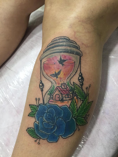 Fênix Tattoo e Piercing
